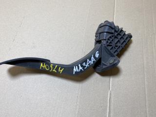 педаль Mazda 6 1 поколение [рестайлинг] 2006, 2.0 л., дизель, 1988003400