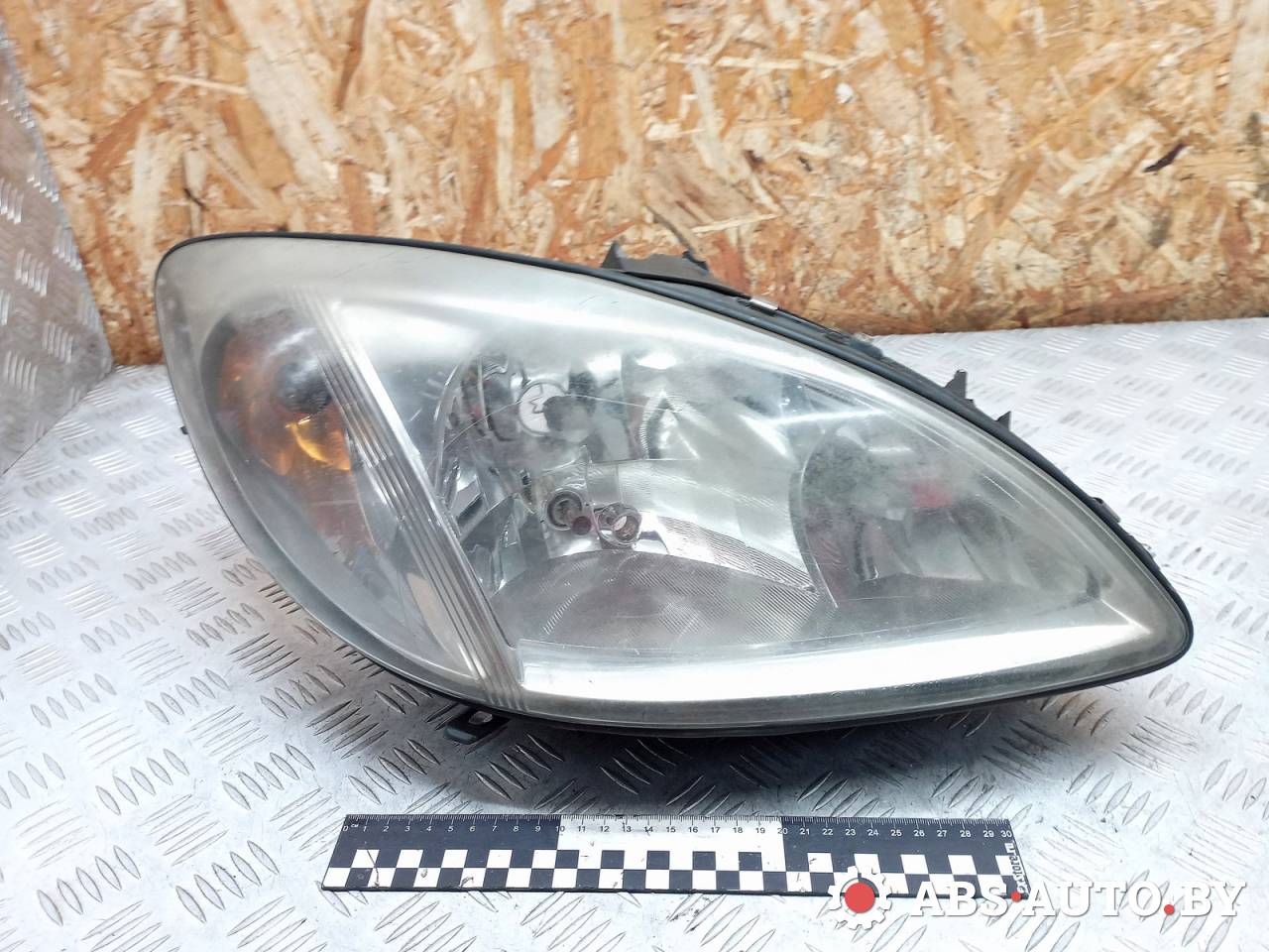 фара правая Mercedes-Benz Vito W639 2010, 2.2 л., дизель, МКПП, 24670400 - фото №1
