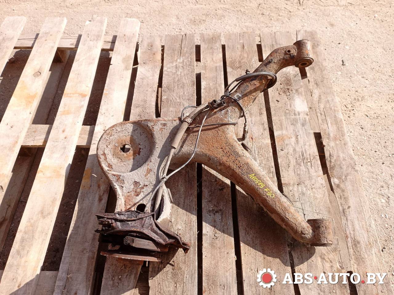 рычаг задний правый Mercedes-Benz Vito W639 2006, 2.2 л., дизель, МКПП, правый руль, 1R06185 - фото №1