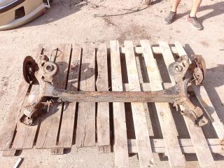 балка подвески задняя Citroen C4 1 поколение 2006, 1.6 л., бензин