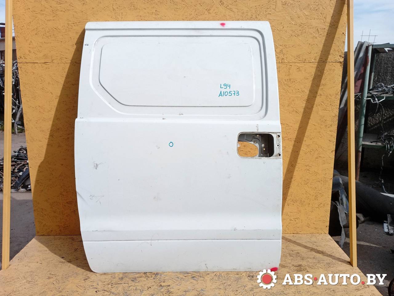 дверь сдвижная Hyundai H-1 Grand Starex 2011, 2.5 л., дизель, МКПП - фото №1