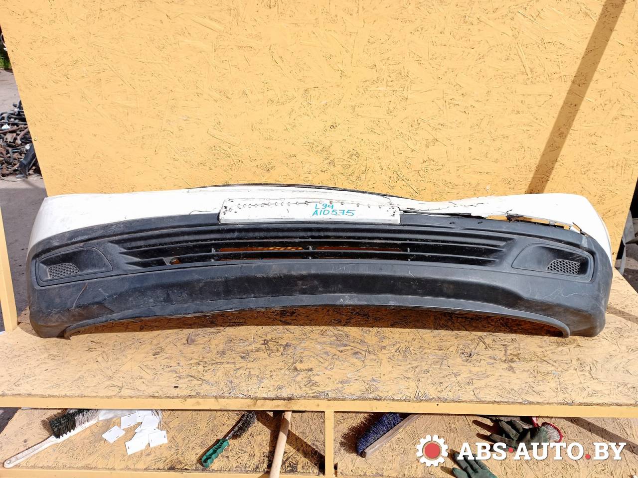 бампер передний Hyundai H-1 Grand Starex 2011, 2.5 л., дизель, МКПП - фото №1