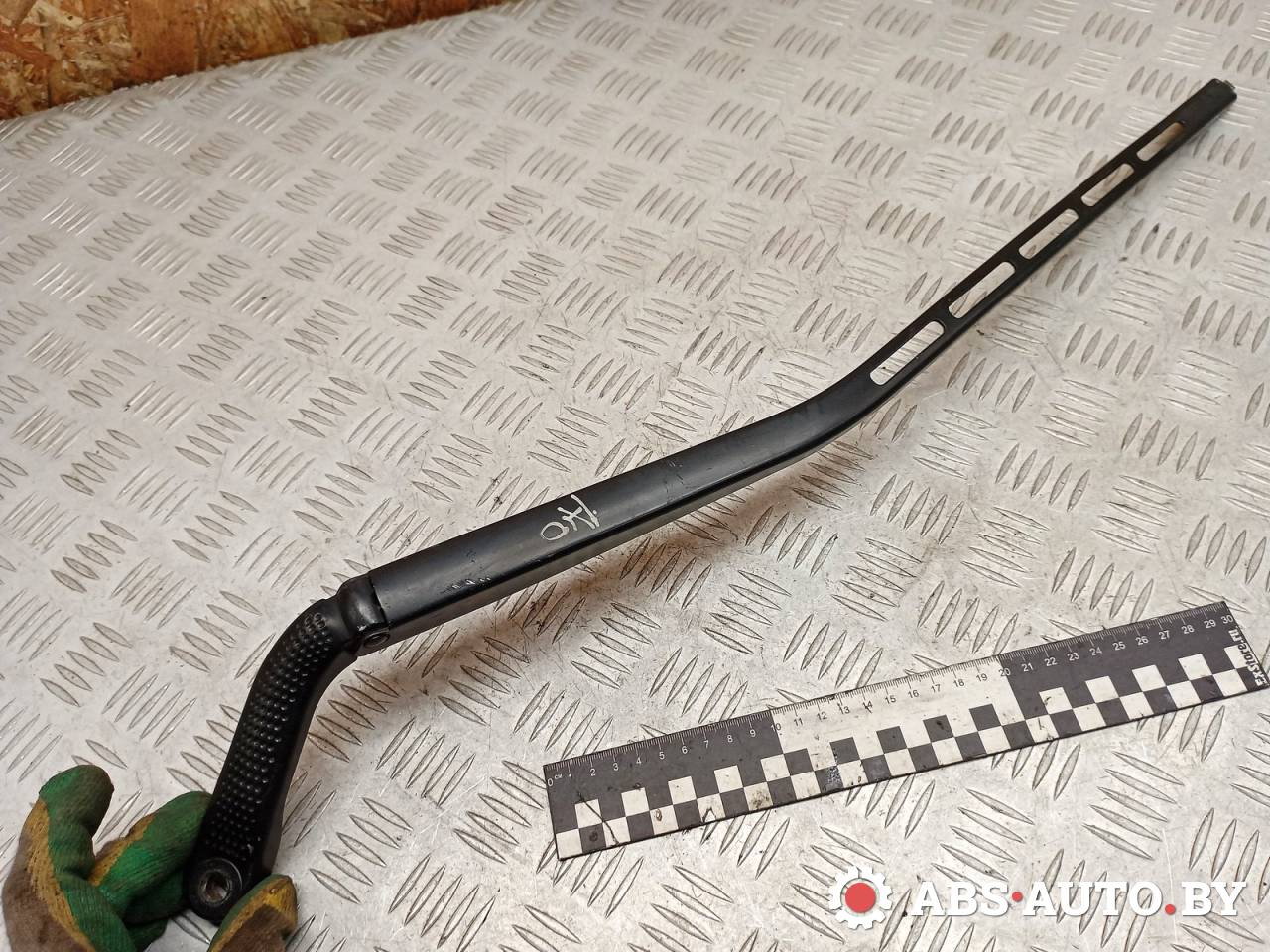 щеткодержатель (поводок стеклоочистителя, дворник) Citroen C4 1 поколение 2006, 1.6 л., бензин, 9650103880, 12687G - фото №1