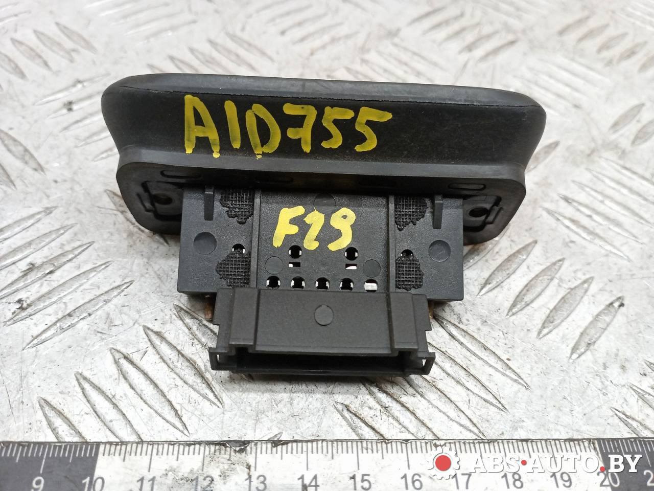 выключатель концевой (концевик) Mercedes-Benz Vito W639 2010, 2.2 л., дизель, МКПП, 6398200254, 260010101 - фото №1