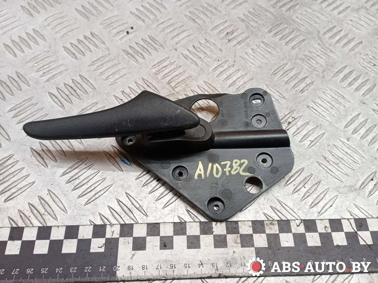 ручка внутренняя передняя правая Mercedes-Benz Vito W639 2006, 2.2 л., дизель, МКПП, правый руль - фото №1