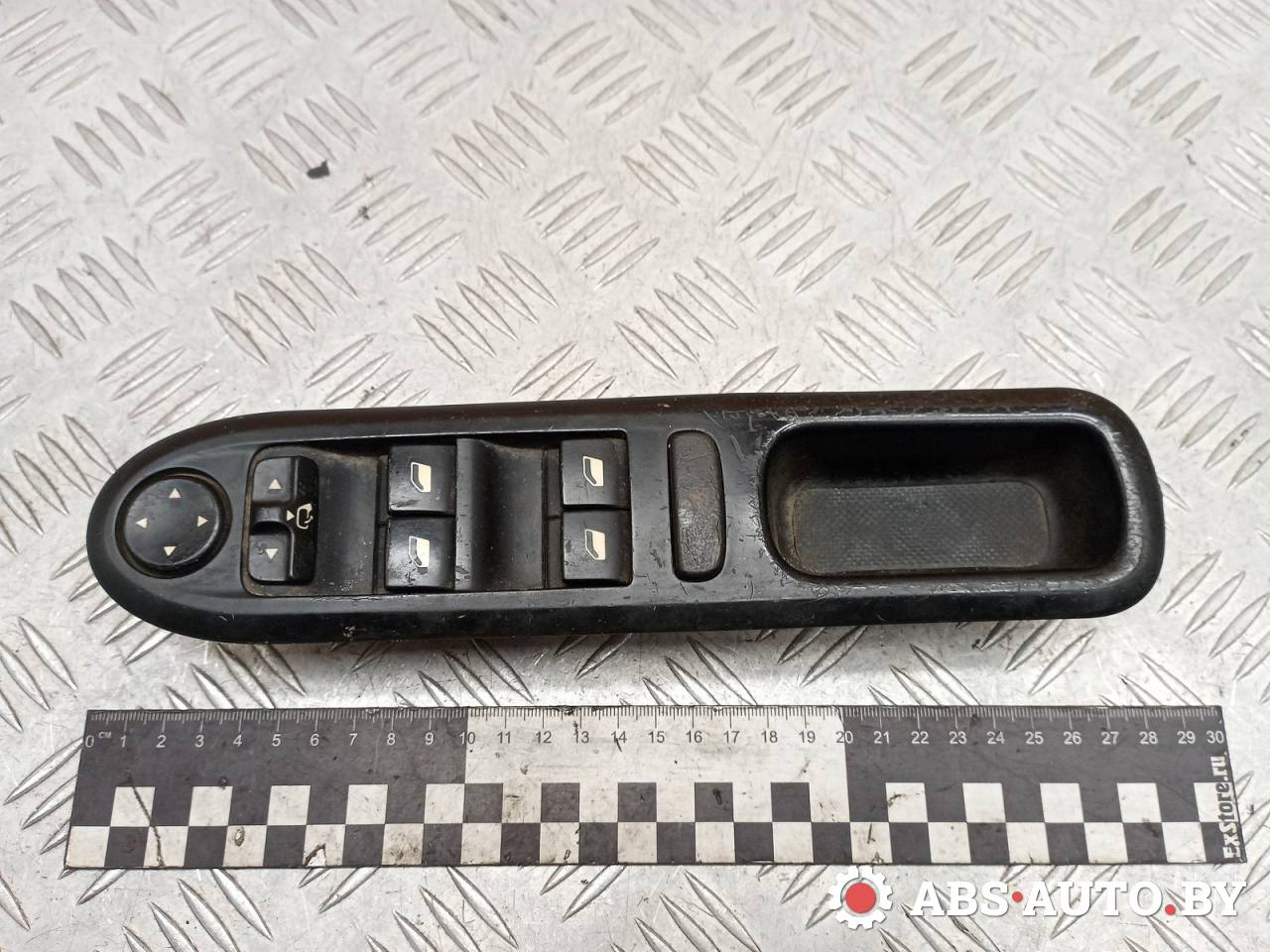 блок управления стеклоподъемниками Peugeot 407 1 поколение 2006, 2.0 л., дизель, МКПП, седан, 532697045, 532697001, 96468704XT, 53269735B - фото №1