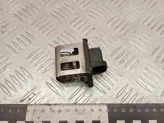 Сопротивление вентилятора охлаждения Renault Scenic 1 поколение 1998, 1.6 л., бензин, МКПП, 8390117