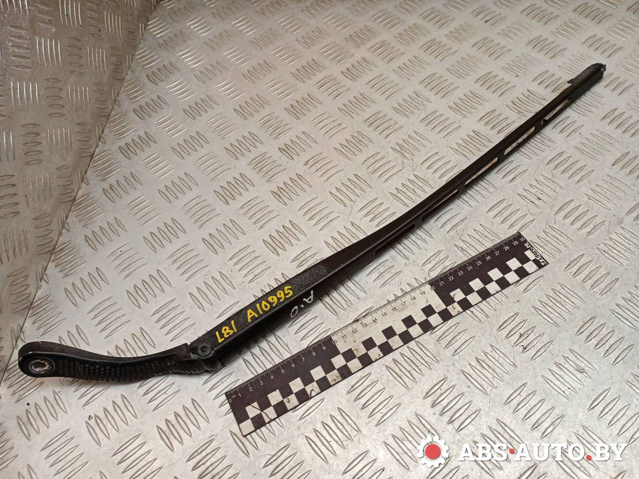 щеткодержатель (поводок стеклоочистителя, дворник) Citroen C4 1 поколение 2006, 1.6 л., бензин, 9656189480, 9650104080 - фото №1