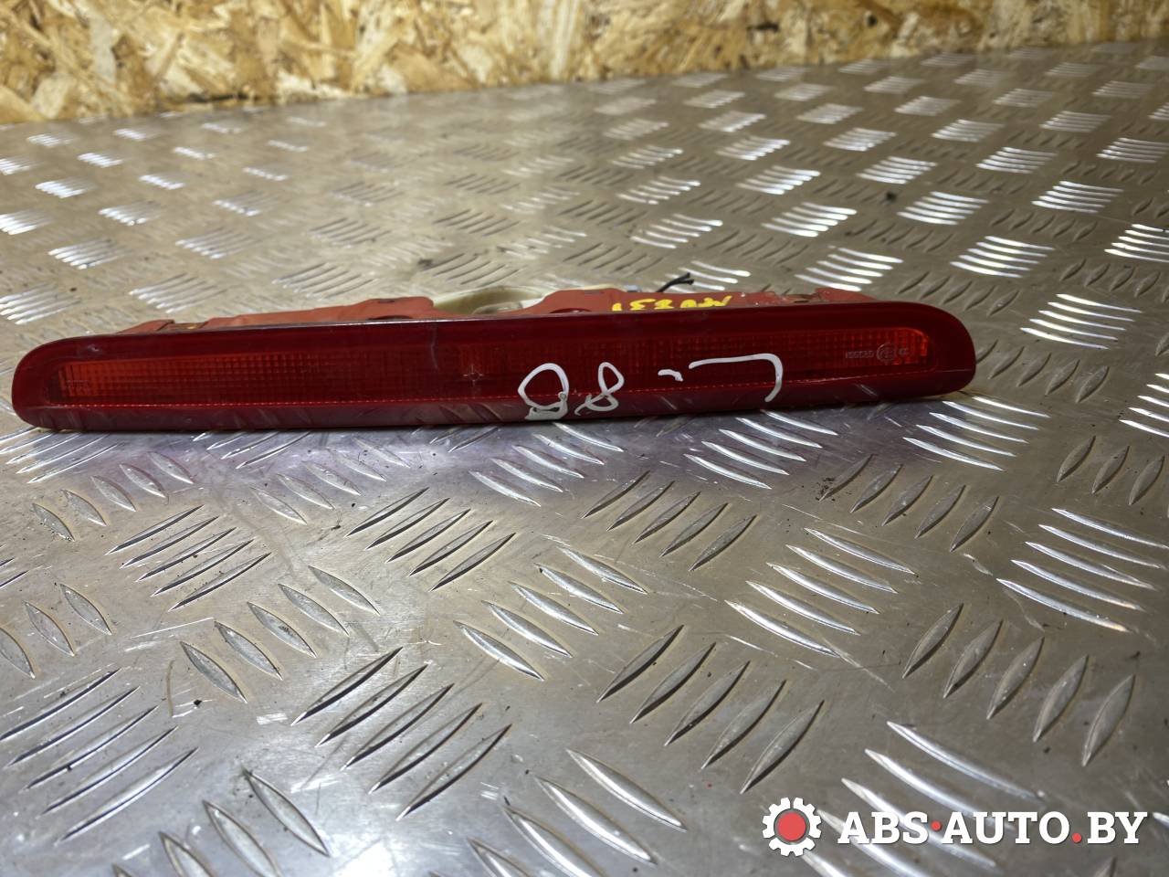 дополнительный стоп-сигнал Renault Laguna 2 поколение 2004, 1.9 л., дизель, МКПП, хетчбэк 5 дв., 8200002496 - фото №1