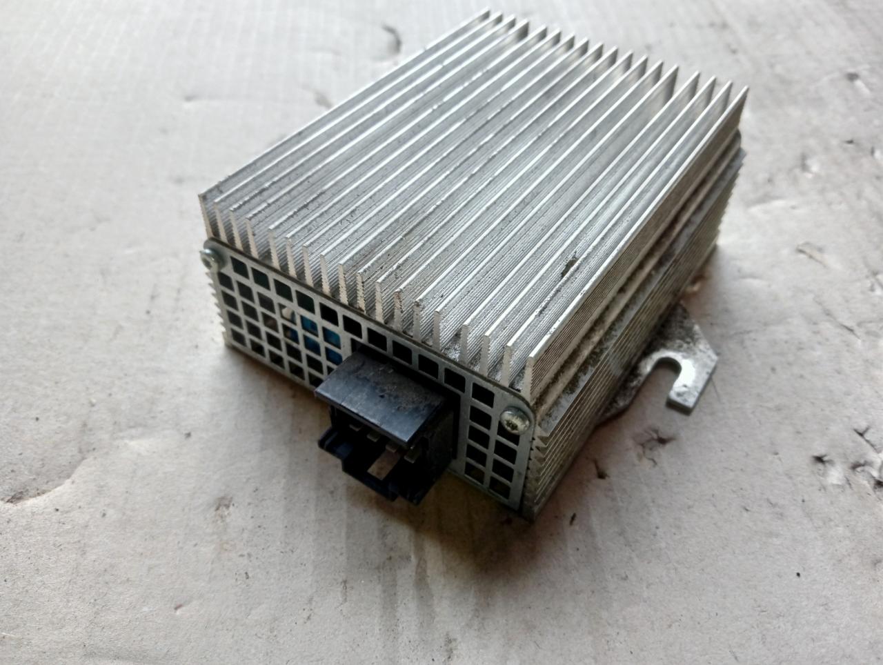 Преобразователь напряжения Volvo FH 3 поколение 2013, 12.8 л., D13C460, дизель, АКПП, красный, правый руль, 21255320 - фото №1