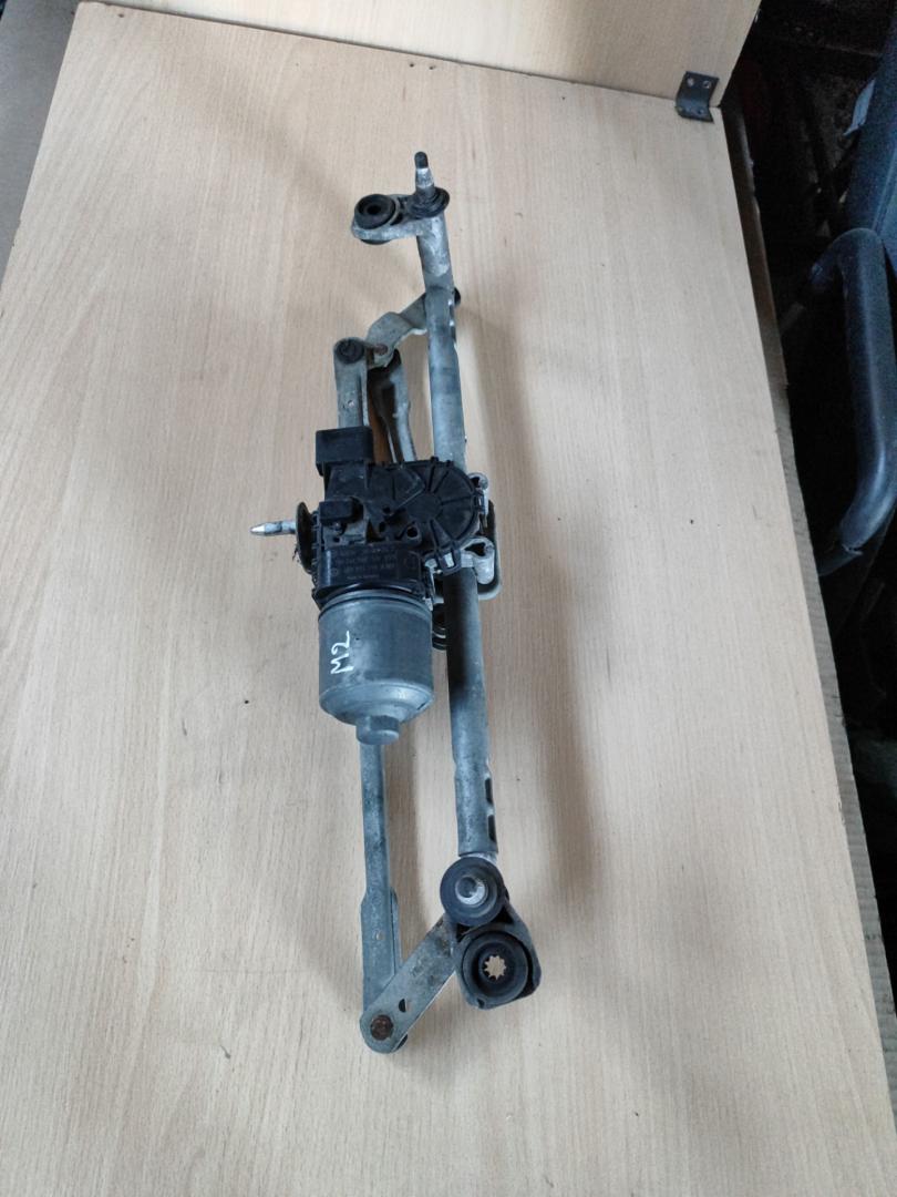 механизм стеклоочистителя (трапеция дворников) Volkswagen Polo 5 поколение (2009 - 2015), 1.6 л., CAYB, дизель, МКПП, хетчбэк 5 дв., 0390241566, 3397021278, 6R1955119 - фото №1