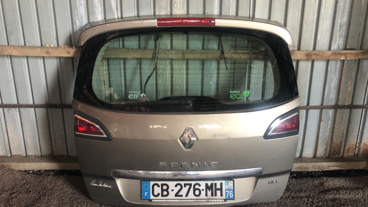 крышка багажника (дверь 3-5) Renault Scenic 3 поколение 2011, 1.6 л., R9M 402, дизель, минивэн - фото №1