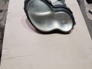 фара правая Mercedes-Benz C-Класс W203/S203/CL203 2003, 2.2 л., дизель