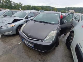 Toyota Prius 2 поколение