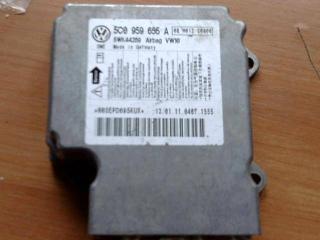 блок AirBag Volkswagen Golf 6 поколение 2012, 2.0 л., CCZB, бензин, АКПП, белый, кабриолет, передний привод, 5C0959655A, 5WK44289