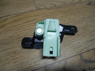 датчик удара BMW X3 E83 [рестайлинг] 2007, 2.0 л., M47N 204 D4, дизель, МКПП, красный, внедорожник 5 дв., полный привод, правый руль, 657734185390