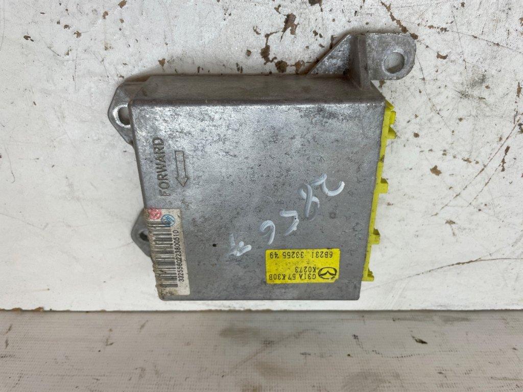 блок AirBag Mazda 6 GG 2003, 2.0 л., дизель, МКПП, темно-синий, универсал, G31A57K30B - фото №1