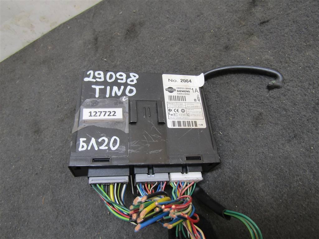 блок комфорта Nissan Almera Tino V10 2003, 1.8 л., QG18DE, бензин, АКПП, голубой, минивэн, передний привод, 28550BN8, 5WK48592 - фото №1