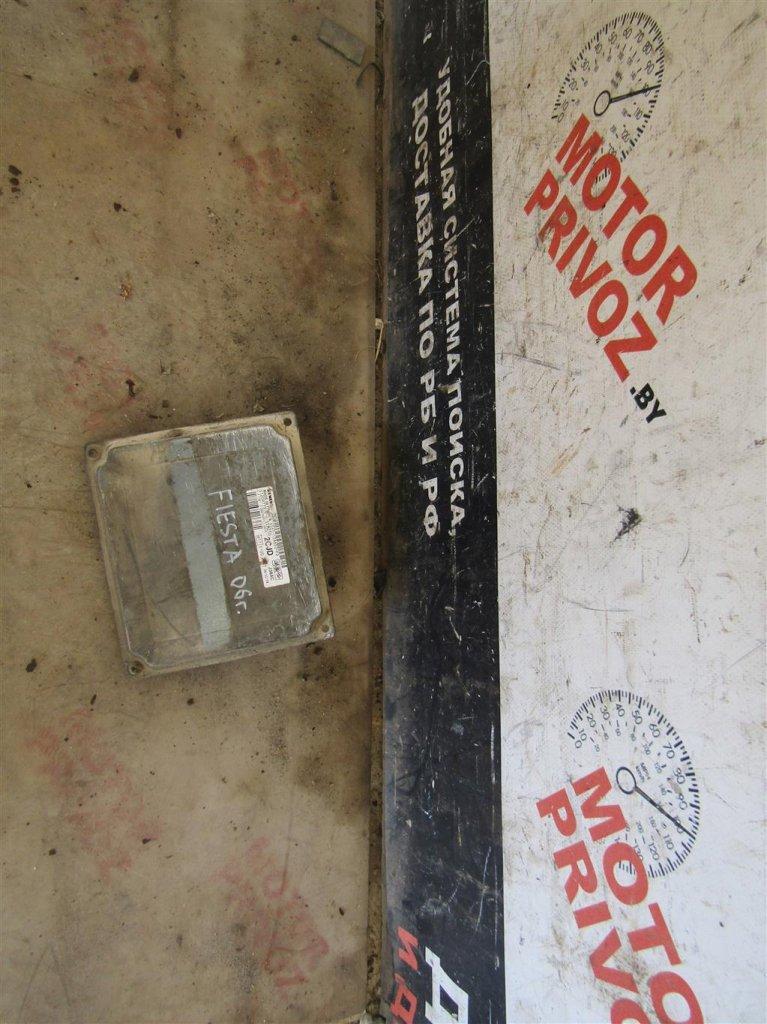 блок управления двигателем Ford Fiesta 5 поколение 2005, 1.3 л., бензин, 6S6112A650FD - фото №1