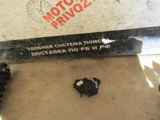 моторчик заслонки печки Ford Mondeo 3 поколение 2002, 2.0 л., дизель, МКПП, синий, универсал, передний привод, 1S7H-19B634-AA