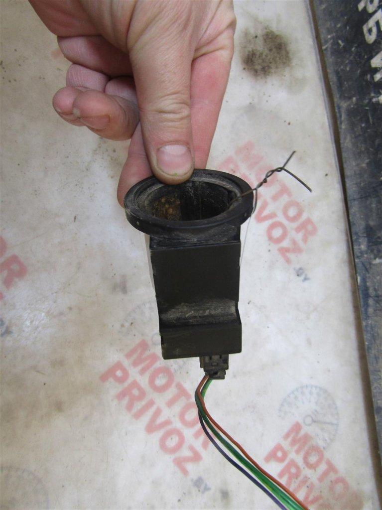 антенна иммобилайзера Peugeot Partner 1 поколение (M49) 2000, 9634051880 - фото №1