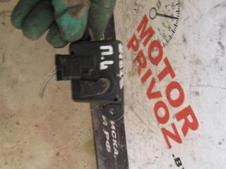 датчик удара Opel Zafira 1 поколение (A) 2002, 2.0 л., Y 20 DTH, дизель, МКПП, черный, минивэн, передний привод, 09133263