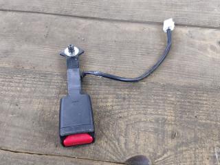 замок ремня безопасности Mazda 6 GH [рестайлинг] 2011, 2.2 л., дизель, 6МКПП, хетчбэк 5 дв.