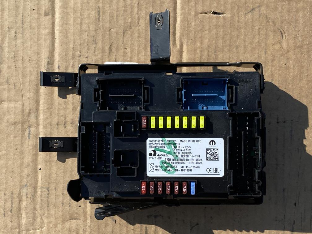 блок предохранителей Jeep Compass 2 поколение 2018, 2.4 л., бензин, АКПП, MSIPRRMDDG10018209, P68381687AE28637155 - фото №1