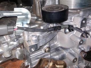 датчик коленвала Toyota RAV4 4 поколение (CA40) 2014