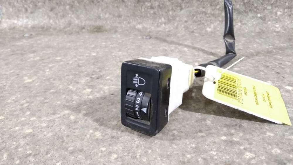 кнопка ручного тормоза (ручника) Suzuki Grand Vitara 2 поколение 2008 - фото №1