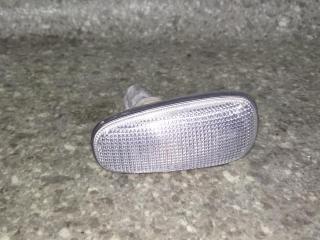 повторитель поворота на крыле Opel Astra G 2001