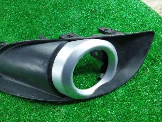 рамка фары противотуманной левой Mazda MPV 2 поколение [рестайлинг] 2004, LE46-50021