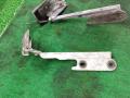 петля капота Mazda 626 GF 1998 - фото №3
