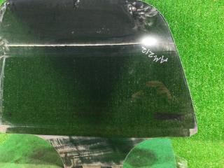 стекло двери задней левой GMC Yukon 2 поколение 2003, 6.0 л., бензин, АКПП, белый, внедорожник 5 дв.