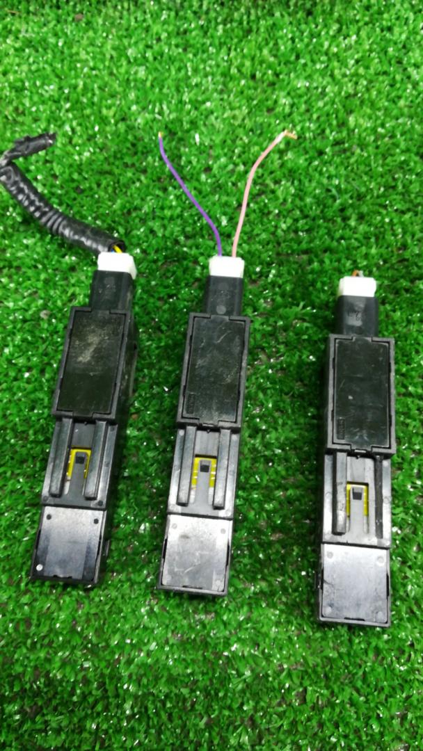 Антенна системы комфортного доступа Lexus GS 3 поколение 2006, 3.0 л., бензин, АКПП, задний привод - фото №1