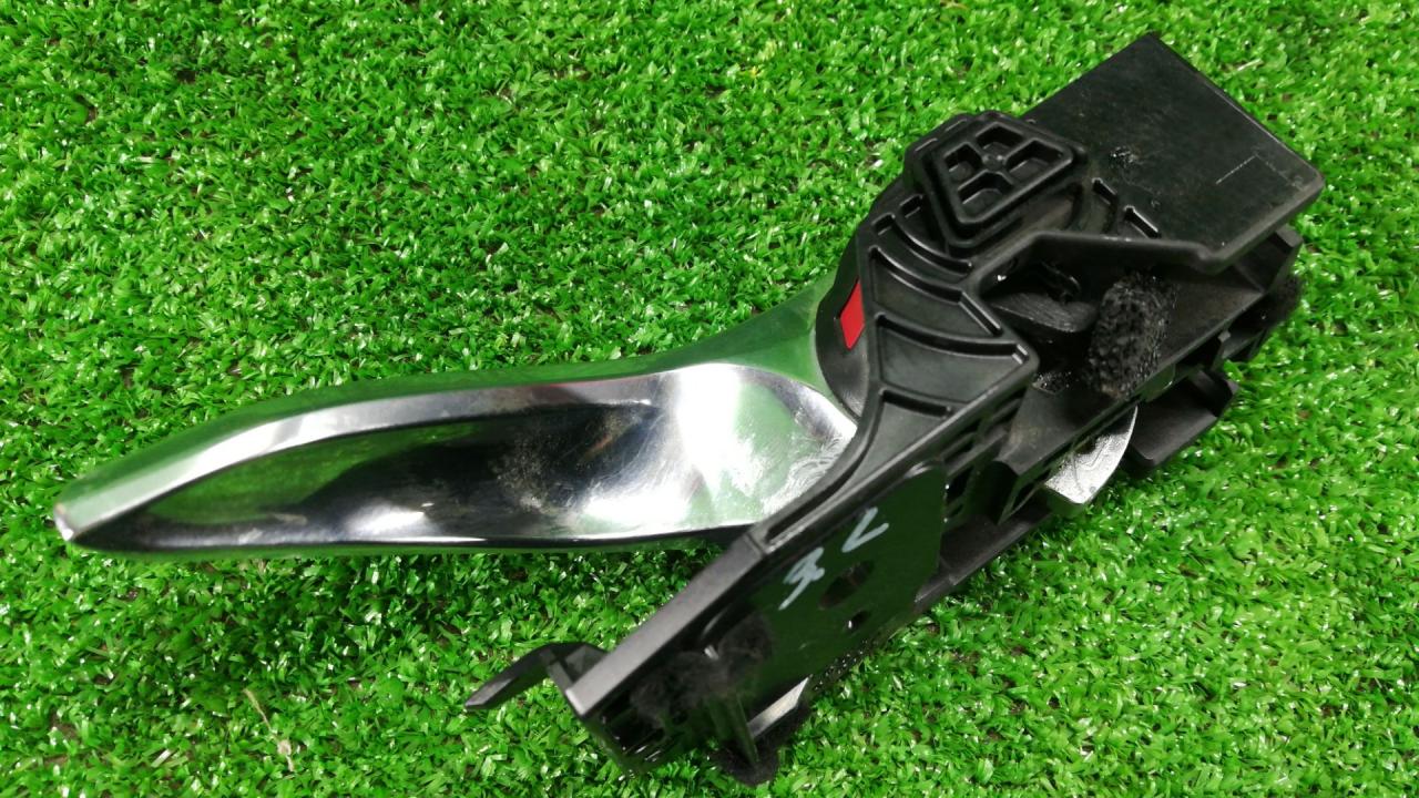 ручка внутренняя задняя левая Mazda CX-9 2 поколение 2017, 2.5 л., бензин, АКПП, красный, полный привод, правый руль - фото №1