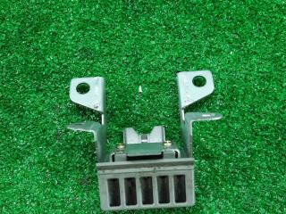 контактная группа Pontiac Vibe 1 поколение [рестайлинг] 2005, 1.8 л., 1ZZ-FE, бензин, АКПП, красный, передний привод, 84266-01010