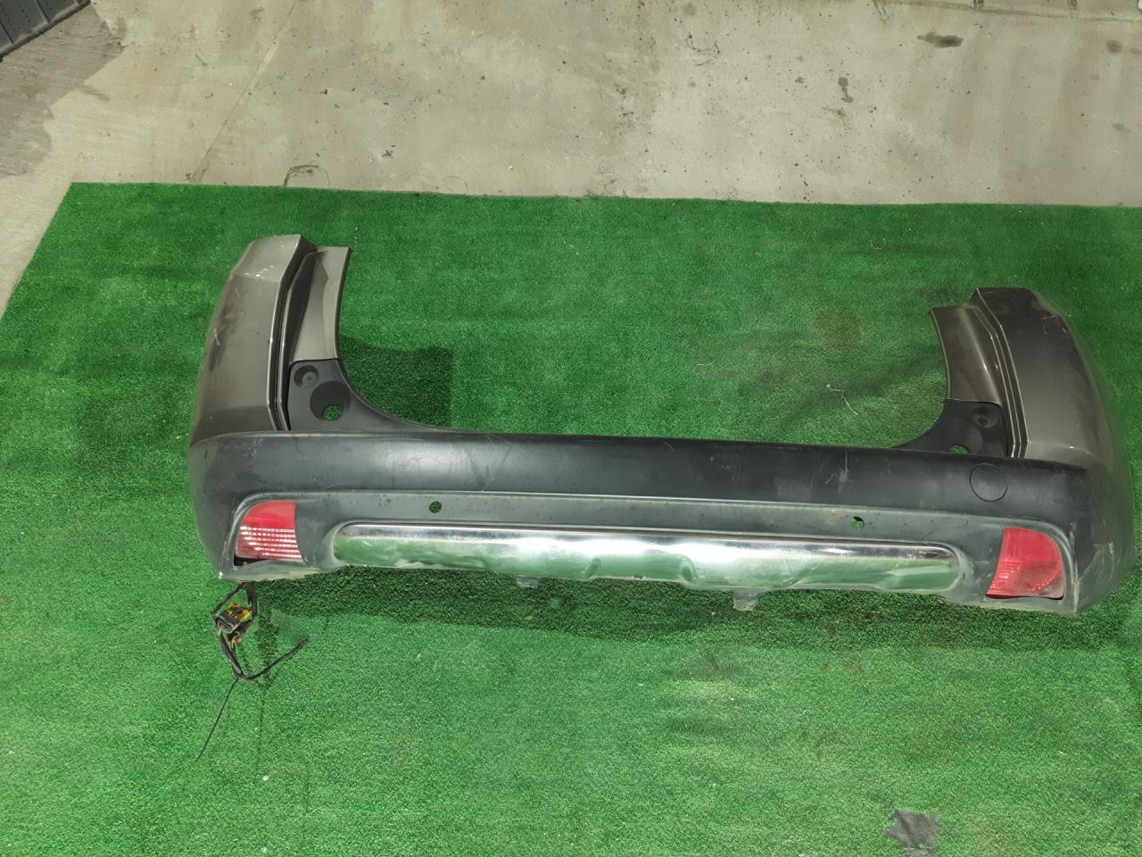 бампер задний Peugeot 2008 1 поколение 2015, 1.6 л., EP6, бензин, АКПП, универсал, передний привод, правый руль - фото №1