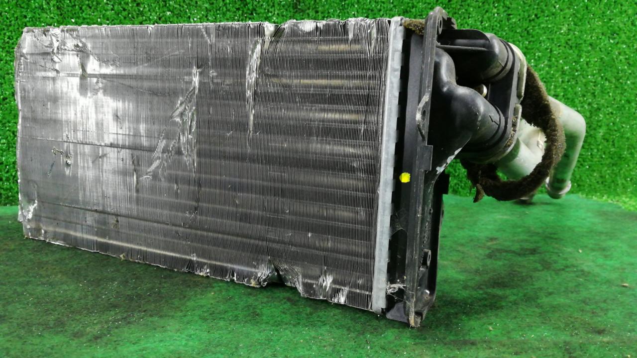 радиатор отопителя (печки) Peugeot 607 1 поколение 2003, 2.2 л., дизель - фото №1