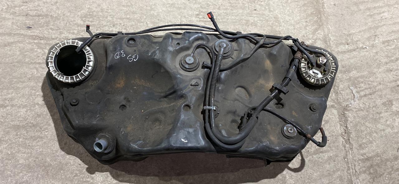 бак топливный Lexus GS 3 поколение 2006, 3.0 л., бензин, АКПП, задний привод - фото №1