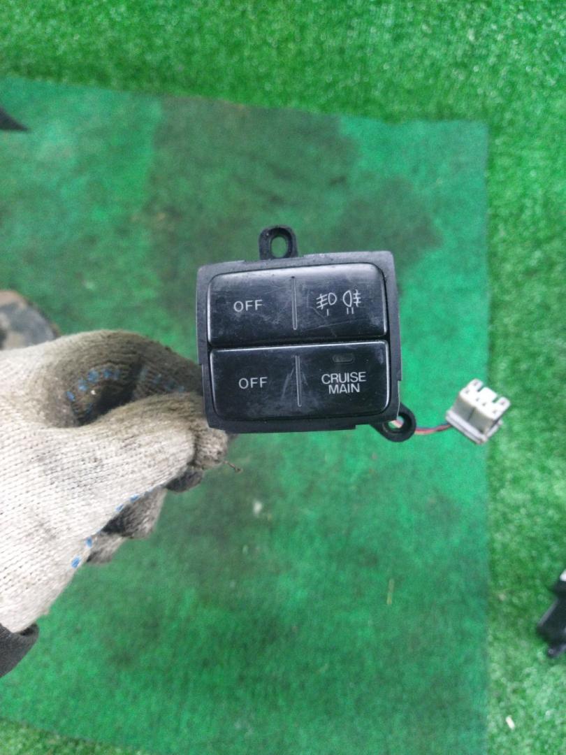 кнопка противотуманных фар Mazda Millenia 1 поколение 2000 - фото №1