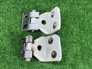 петля двери BMW X3 E83 2005