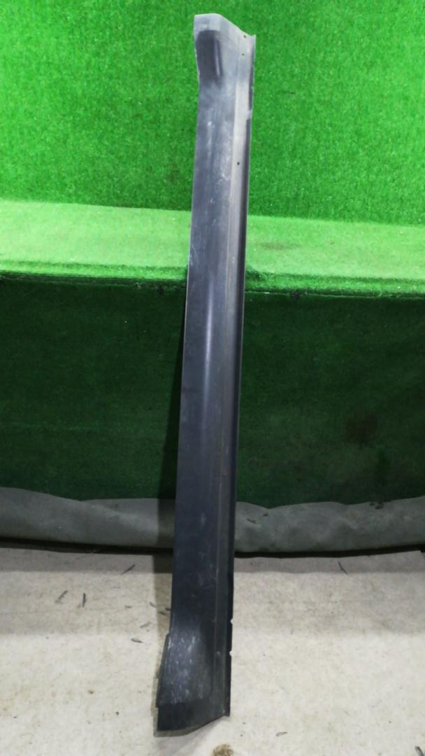 накладка на порог Mitsubishi Outlander 2 поколение 2007, 3.0 л., i, 6B31, бензин, АКПП, серебристый, внедорожник 5 дв., передний привод - фото №1