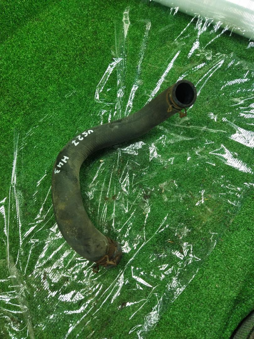 патрубок радиатора Pontiac Vibe 1 поколение 2004, 1.8 л., 1ZZ-FE, бензин, АКПП, синий, лифтбэк, передний привод - фото №1