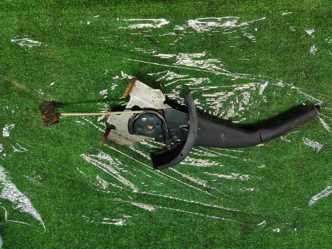 рычаг ручного тормоза (ручника) Mitsubishi Outlander 1 поколение 2004, 2.4 л., 4G69, бензин, АКПП, красный, внедорожник 5 дв., передний привод - фото №1