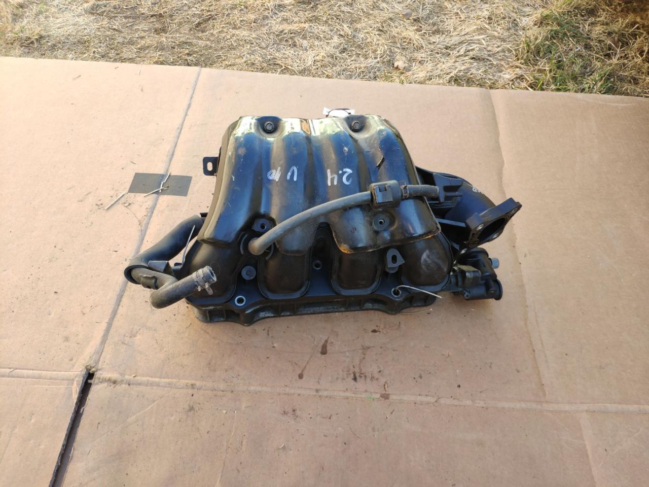 коллектор впускной Toyota Camry 7 поколение XV40 2009, 2.4 л., бензин - фото №1