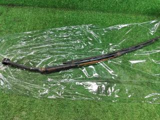 щеткодержатель (поводок стеклоочистителя, дворник) Mazda 626 GE 1993, 2.0 л., дизель, МКПП, хетчбэк 5 дв.