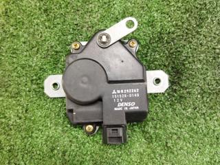 активатор замка багажника Mitsubishi Outlander 1 поколение 2004, 2.4 л., 4G69, бензин, АКПП, красный, внедорожник 5 дв., передний привод, 101528-0140