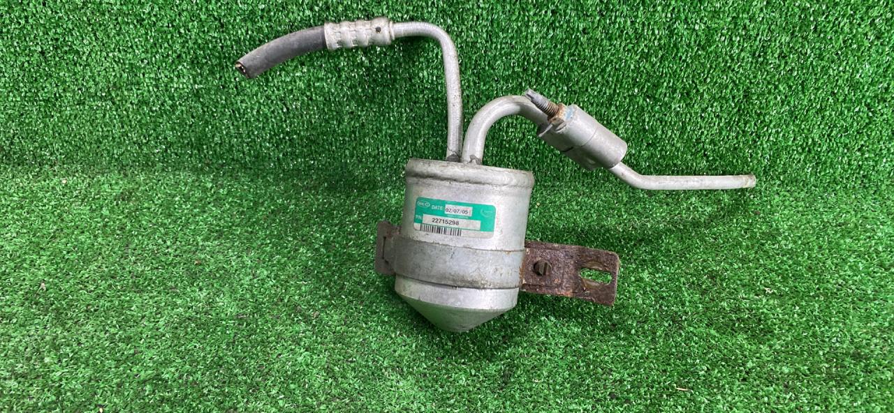 осушитель кондиционера Chevrolet Equinox 1 поколение 2005, 3.4 л., бензин, АКПП, хетчбэк 5 дв., полный привод - фото №1