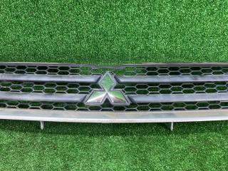 решетка радиатора Mitsubishi Outlander 2 поколение 2008, 3.0 л., i, 6B31, бензин, красный, внедорожник 5 дв., полный привод